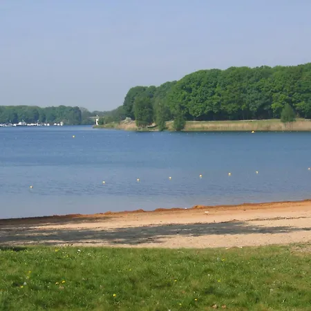 Semesterbostad In Near Lakes Plasmolen